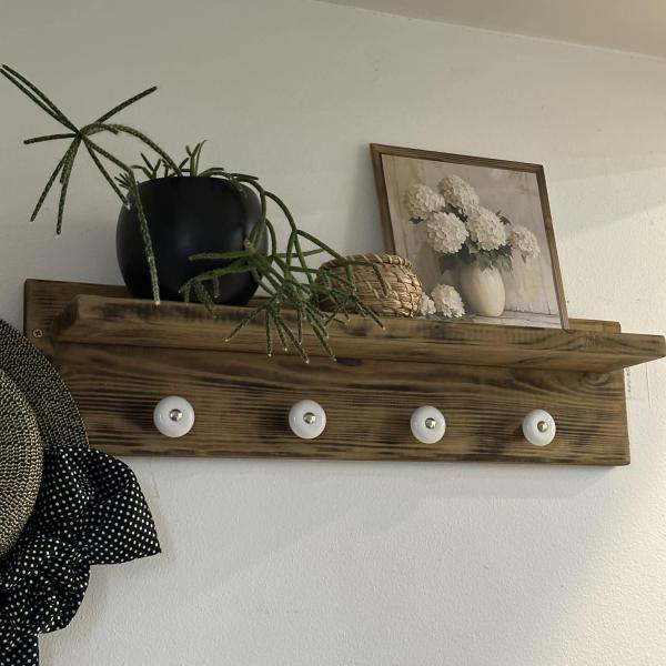 Farmhouse Hylde m. knager – Rustik og Vintage indretning